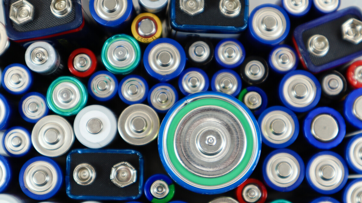 How To Store Lithium Batteries When Not In Use
