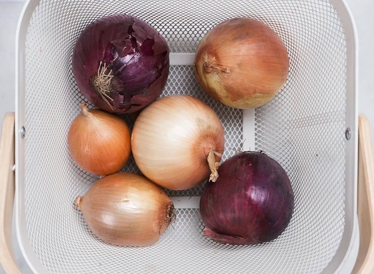 How To Store Onions In An Apartment