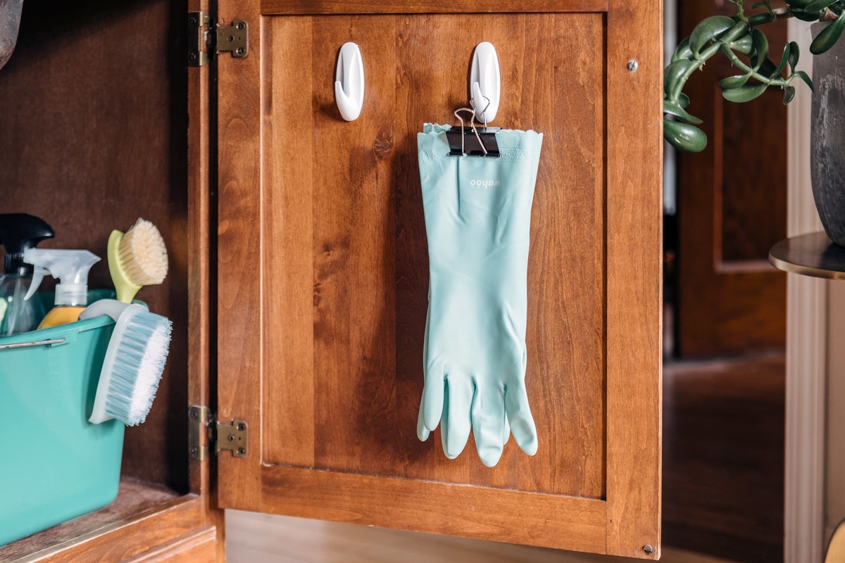 How To Store Rubber Gloves Under The Sink