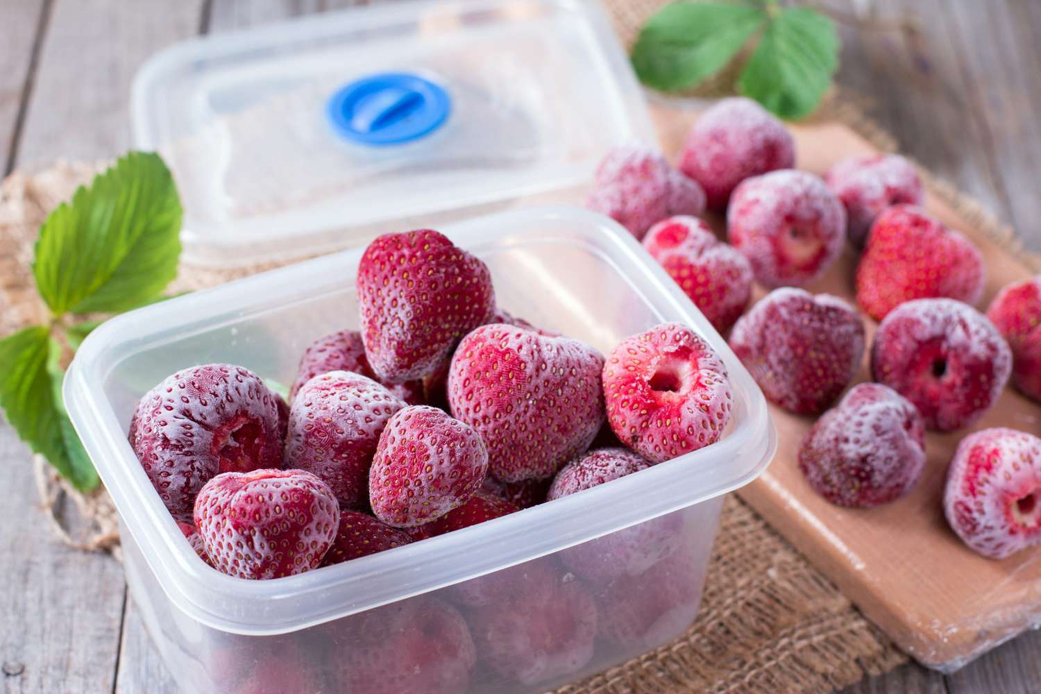 How To Store Strawberries In The Freezer