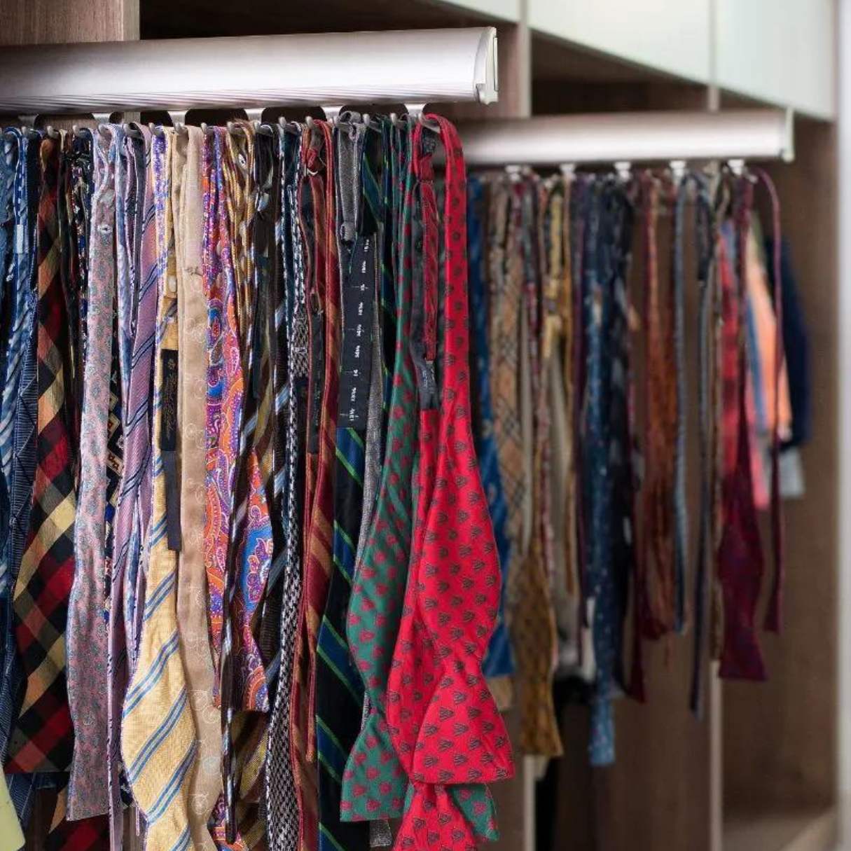 How To Store Ties In The Closet
