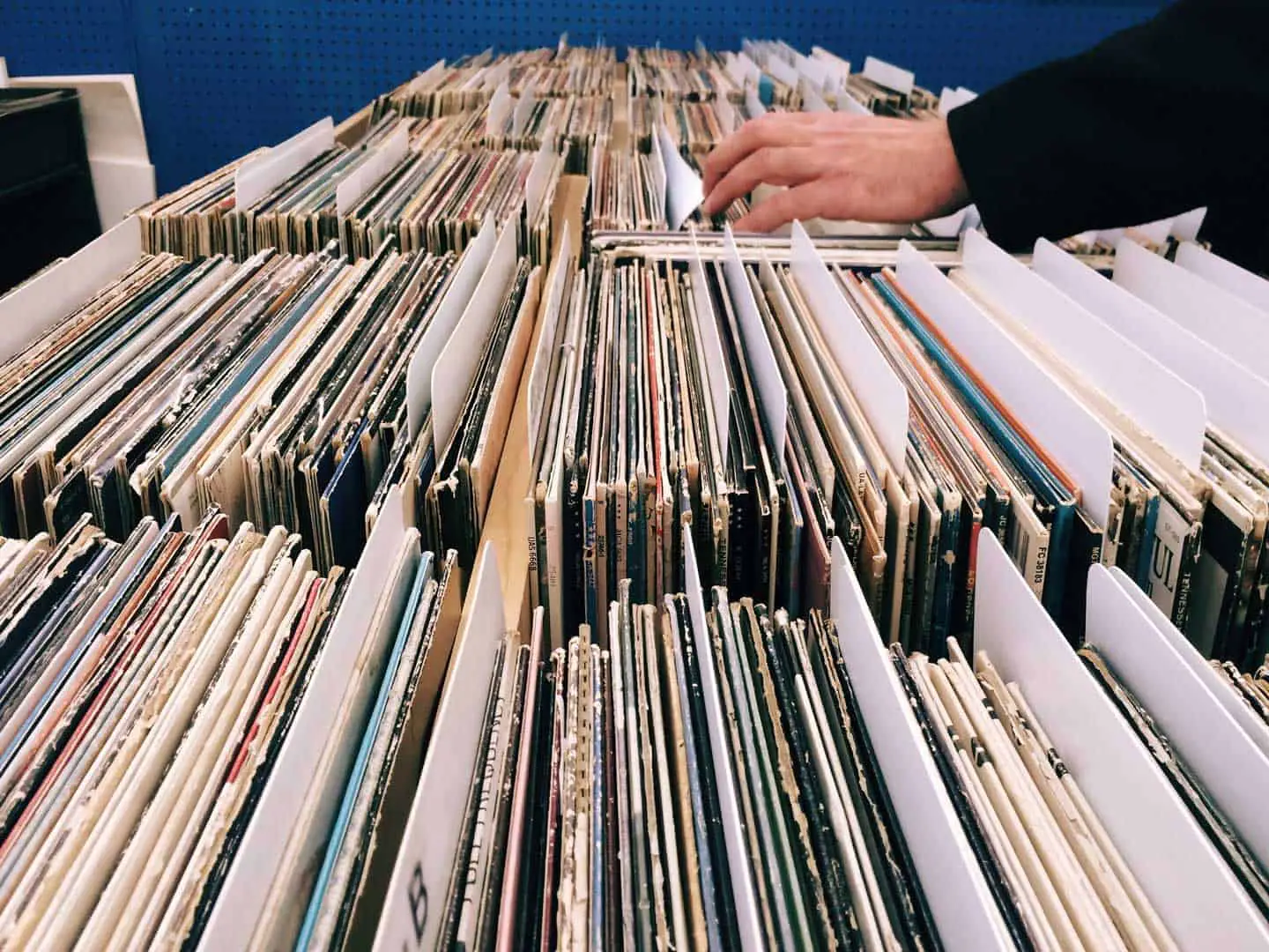 How To Store Vinyl Records Properly