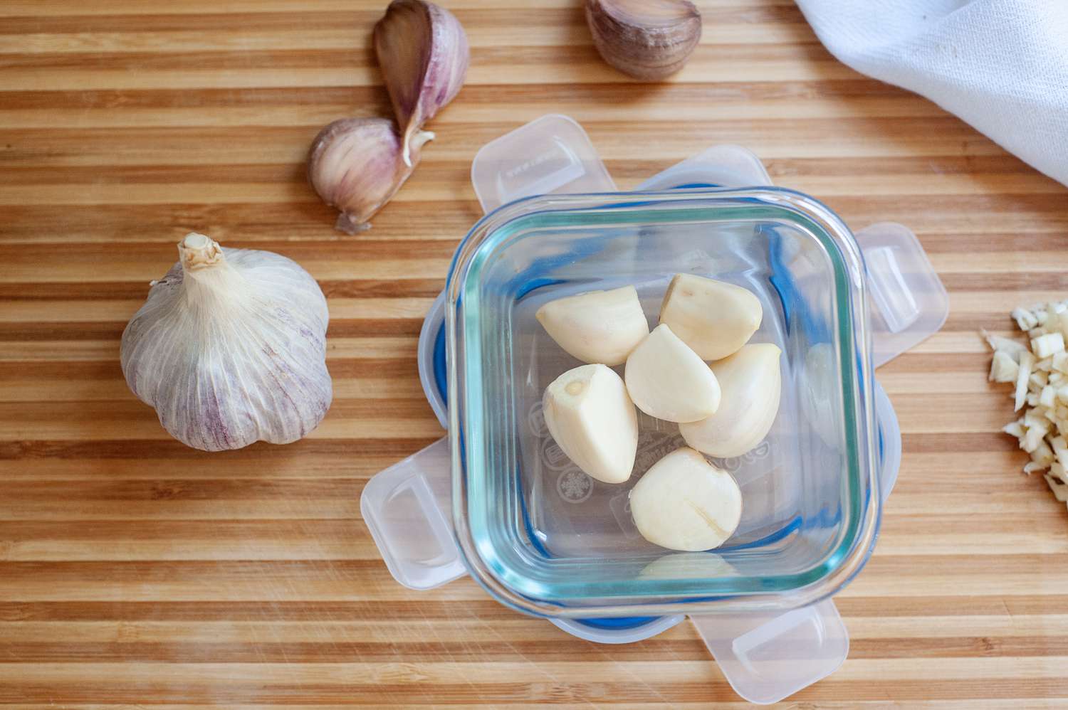How To Store Whole Garlic