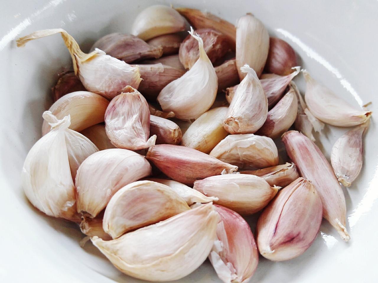 How To Store Whole Garlic Cloves