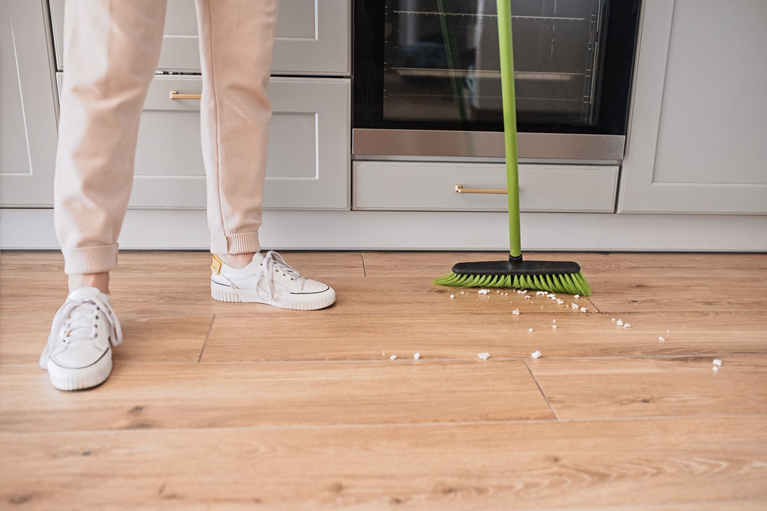 How To Sweep The Floor