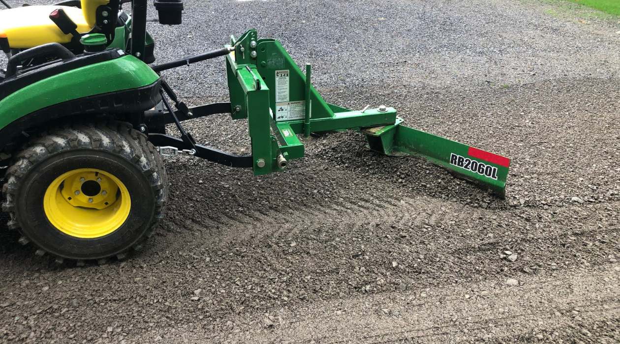 How To Use A Box Blade On A Gravel Driveway