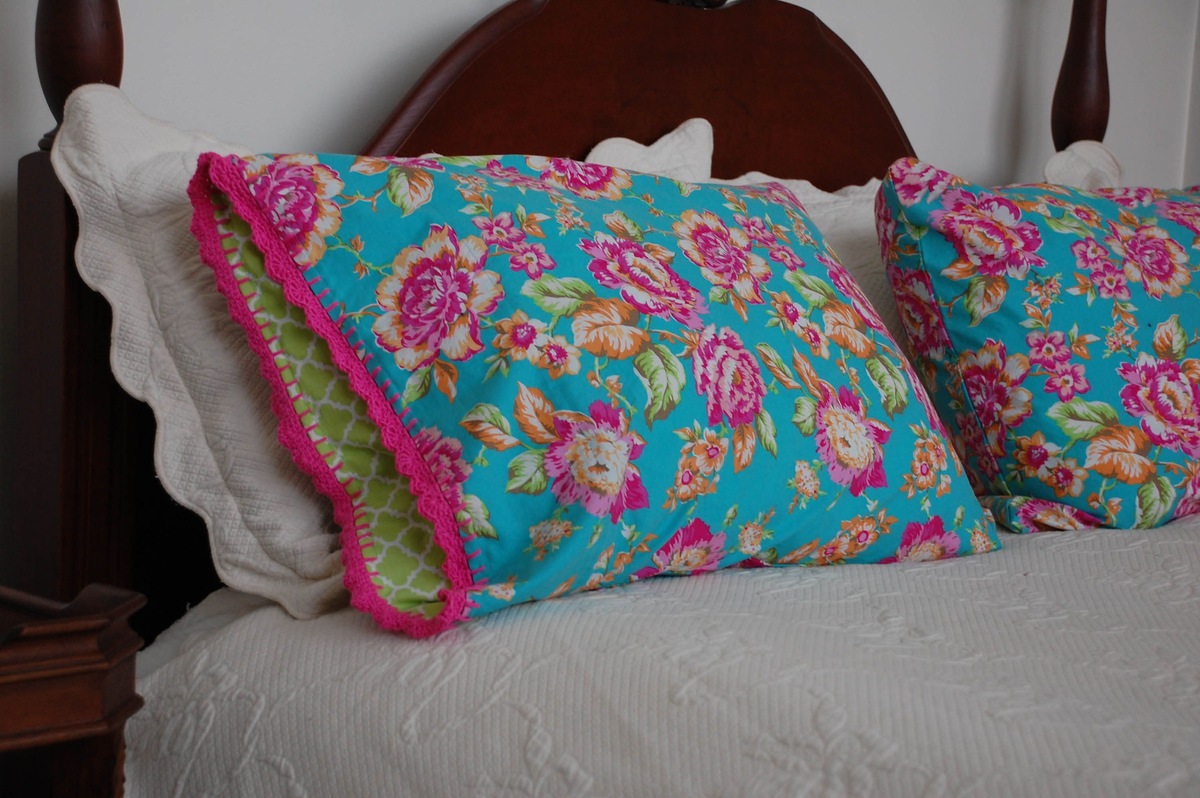 Step-by-Step Guide To Making A Pillowcase