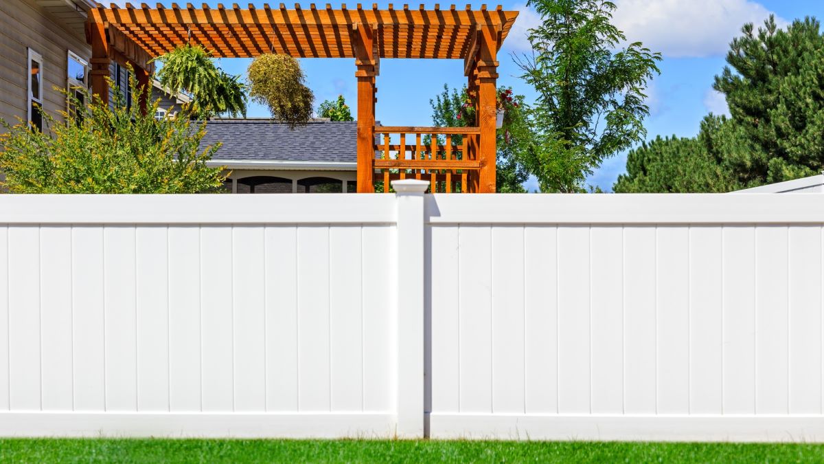 What Is A PVC Fence