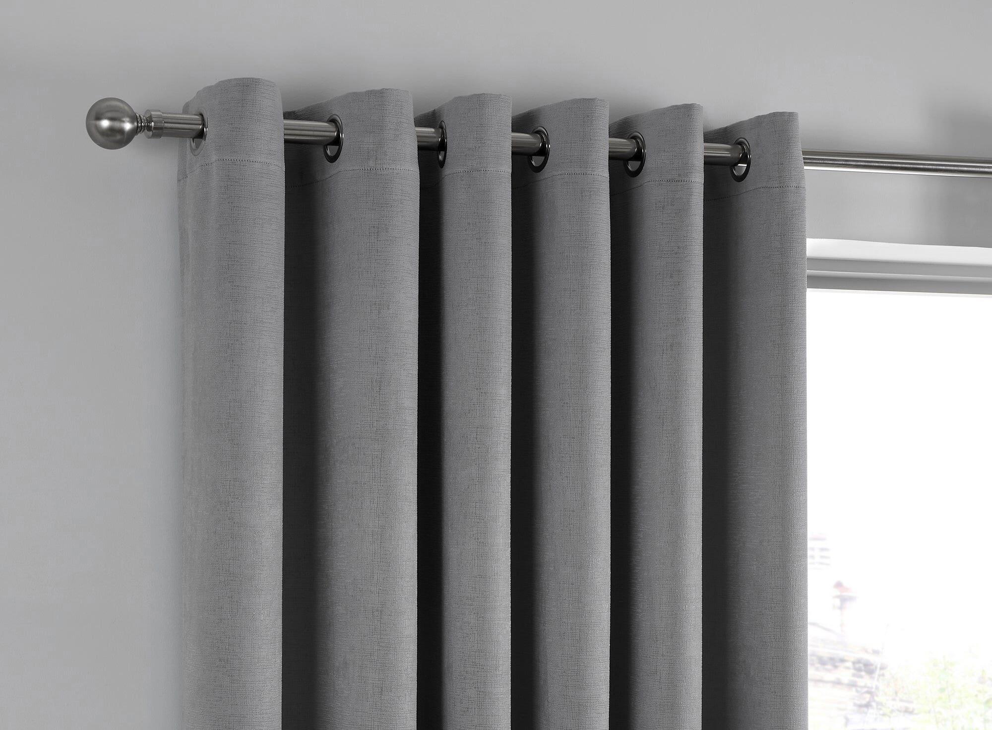 What Is Eyelet Curtains