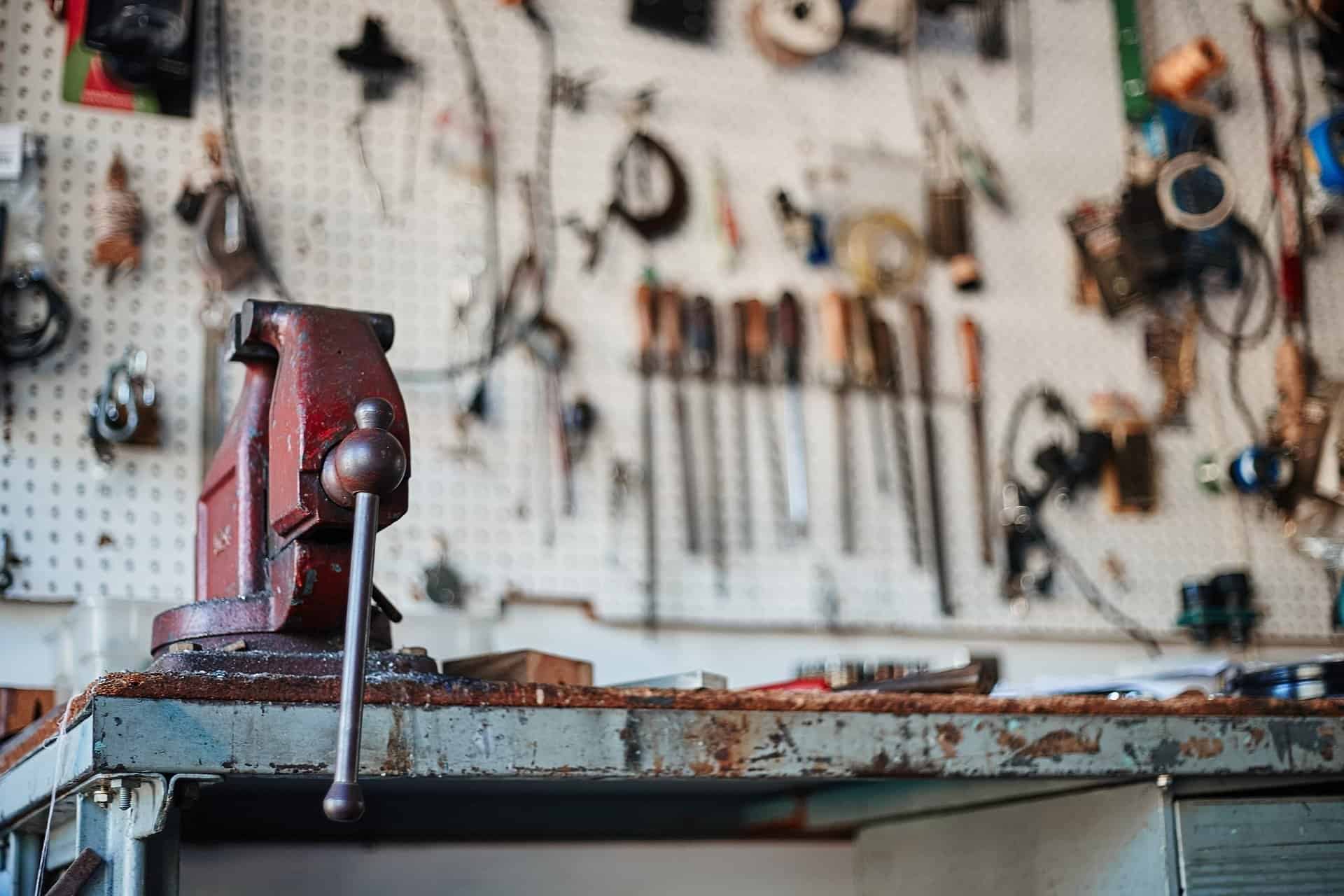What Is Metalworking Hand Tools