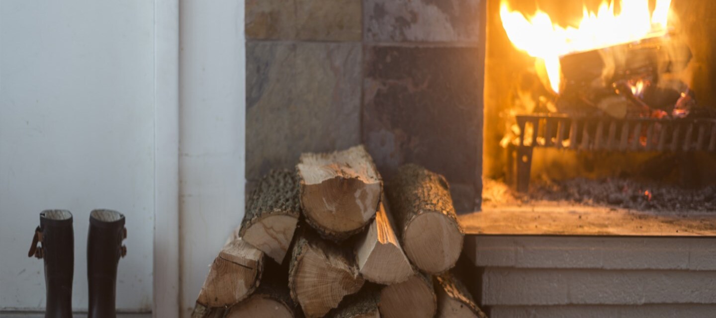 What Is The Best Wood For A Fireplace