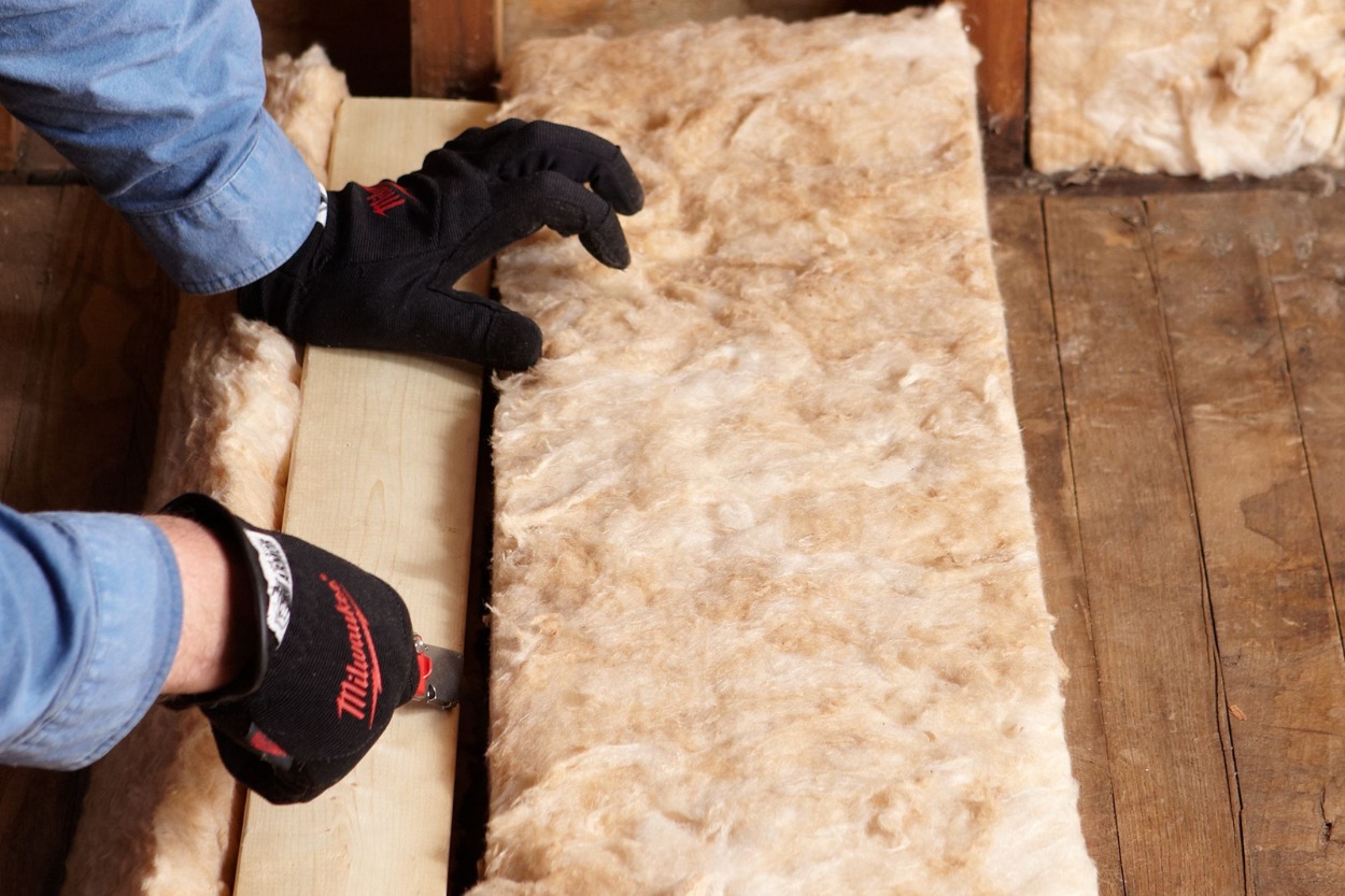 What To Cut Insulation With
