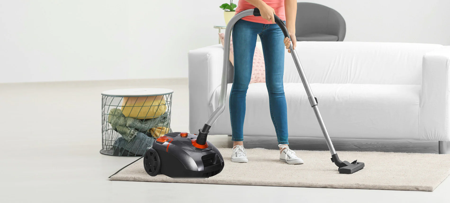11 Best Compact Vacuum Cleaner For 2023