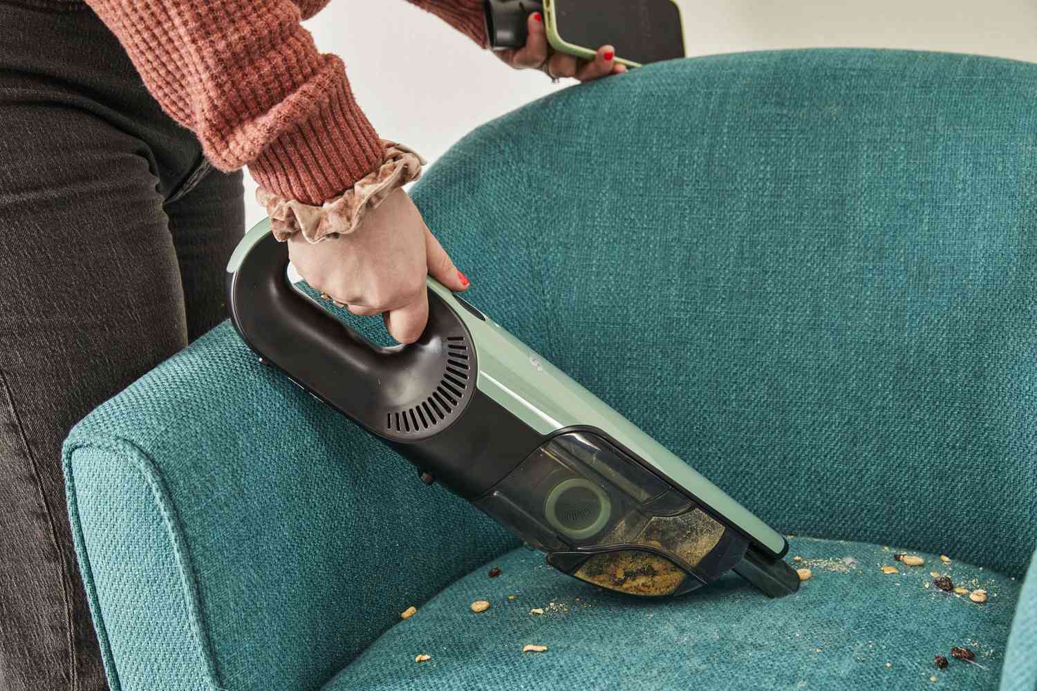11 Best Mini Vacuum Cleaner For 2024