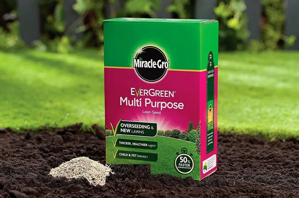 14 Best Miracle-Gro For Lawns For 2023