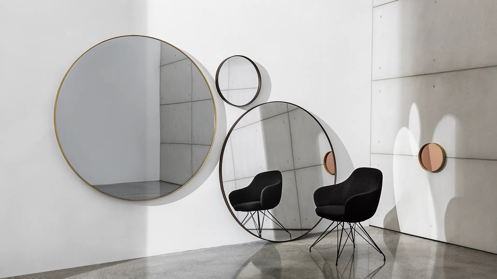 15 Incredible Round Mirrors for 2024