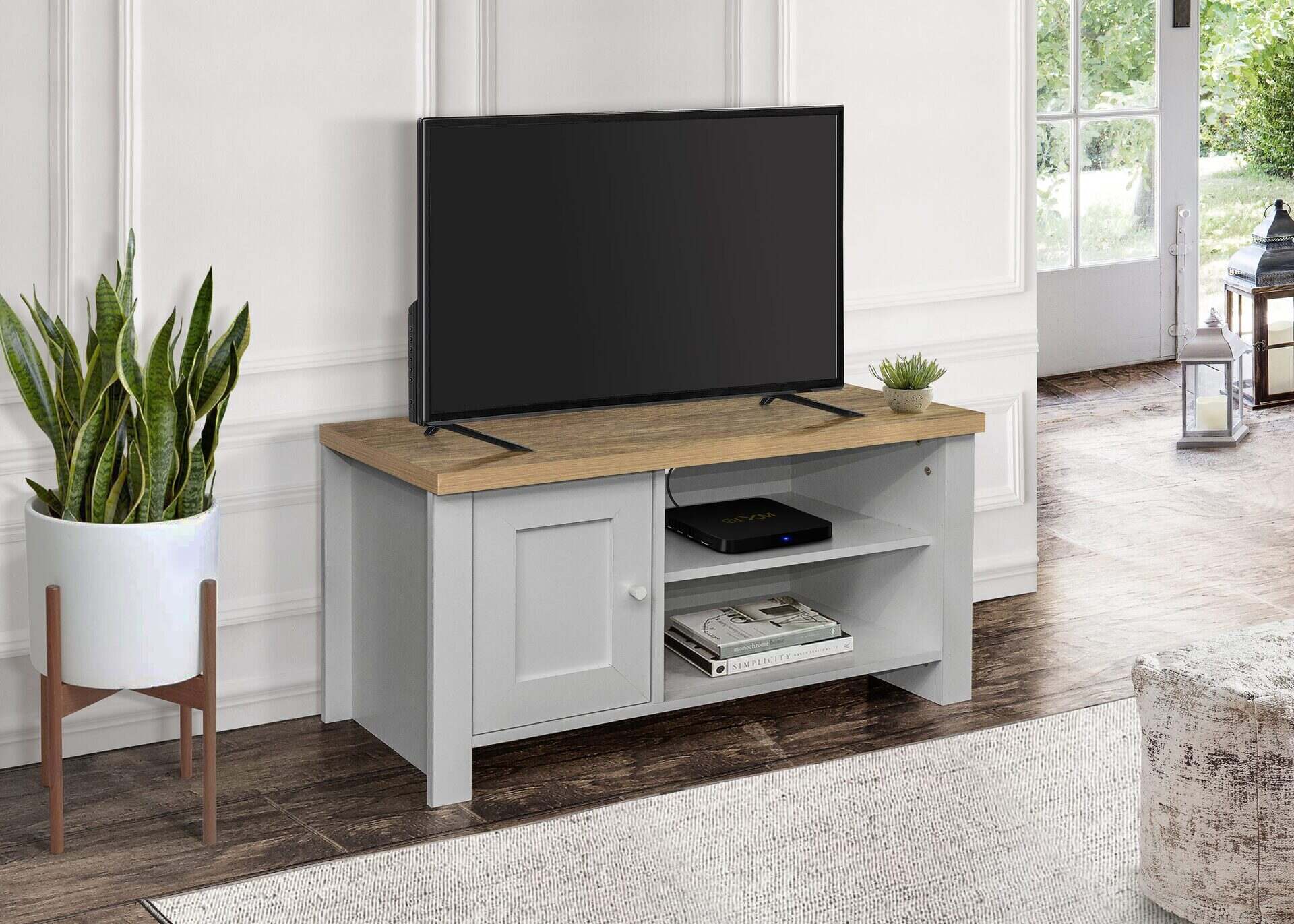9 Amazing Small TV Stand For 2023