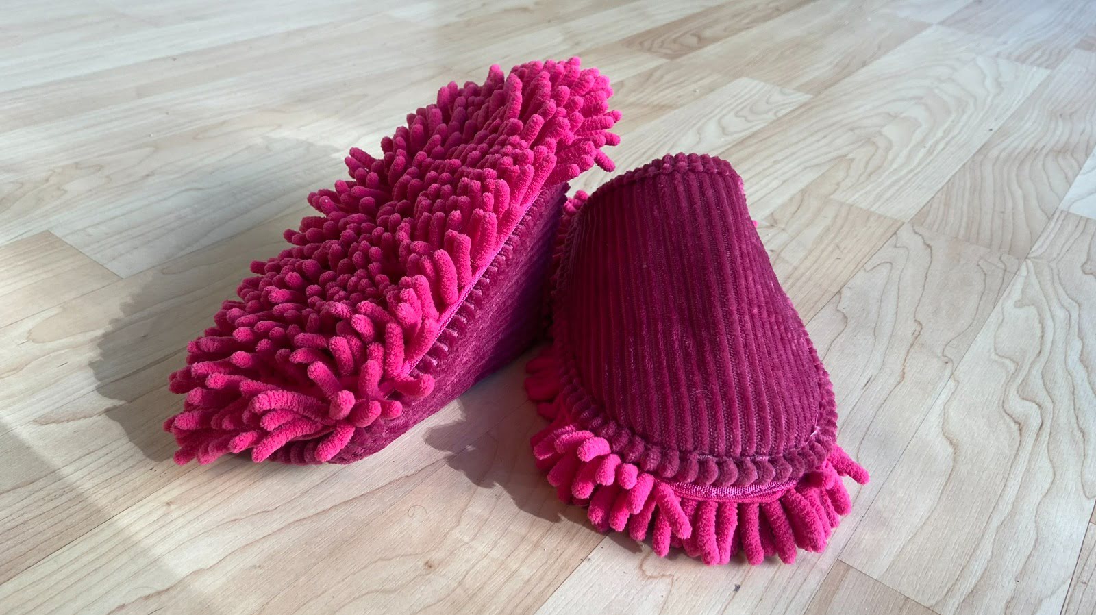 9 Best Mop Slippers For 2023