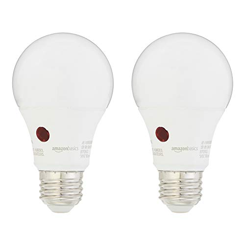 Amazon Basics Dusk to Dawn LED Light Bulb