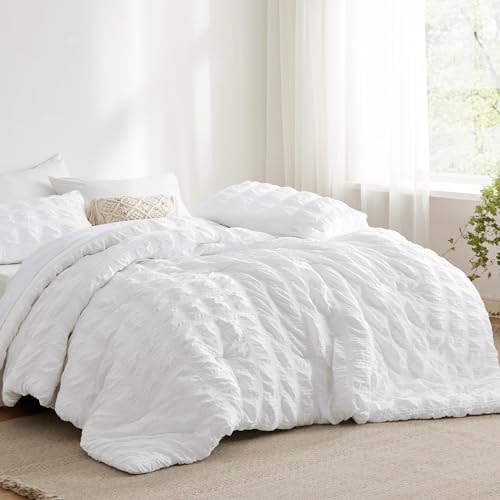 Queen Plaid Seersucker Bedding Set with Soft Lightweight Comforter (White)