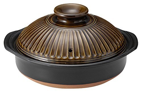 Classic and Modern Japanese Clay Pot for Perfect Rice