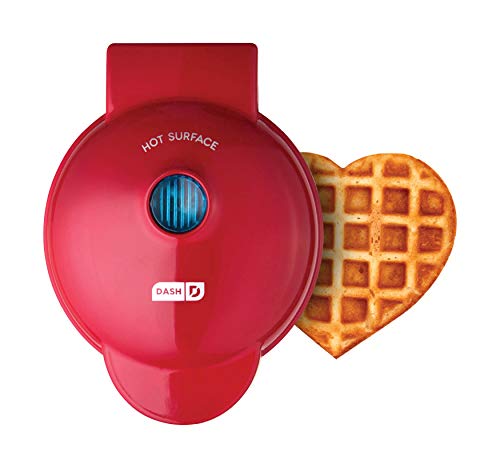 https://storables.com/wp-content/uploads/2023/11/compact-and-versatile-mini-waffle-maker-dash-41kIEFWgswL.jpg