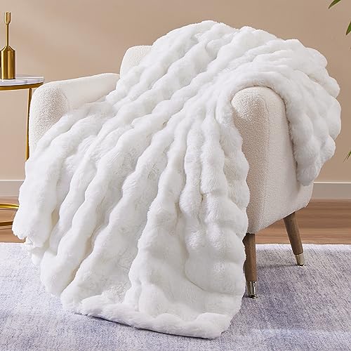 CozyBloom Faux Fur Couch Throw Blanket, Plush Shaggy White