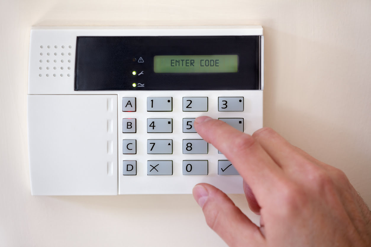 Do Alarm Systems Deter Burglars When They Go Off