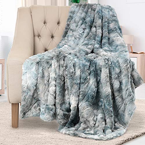 Everlasting Comfort Plush Blanket