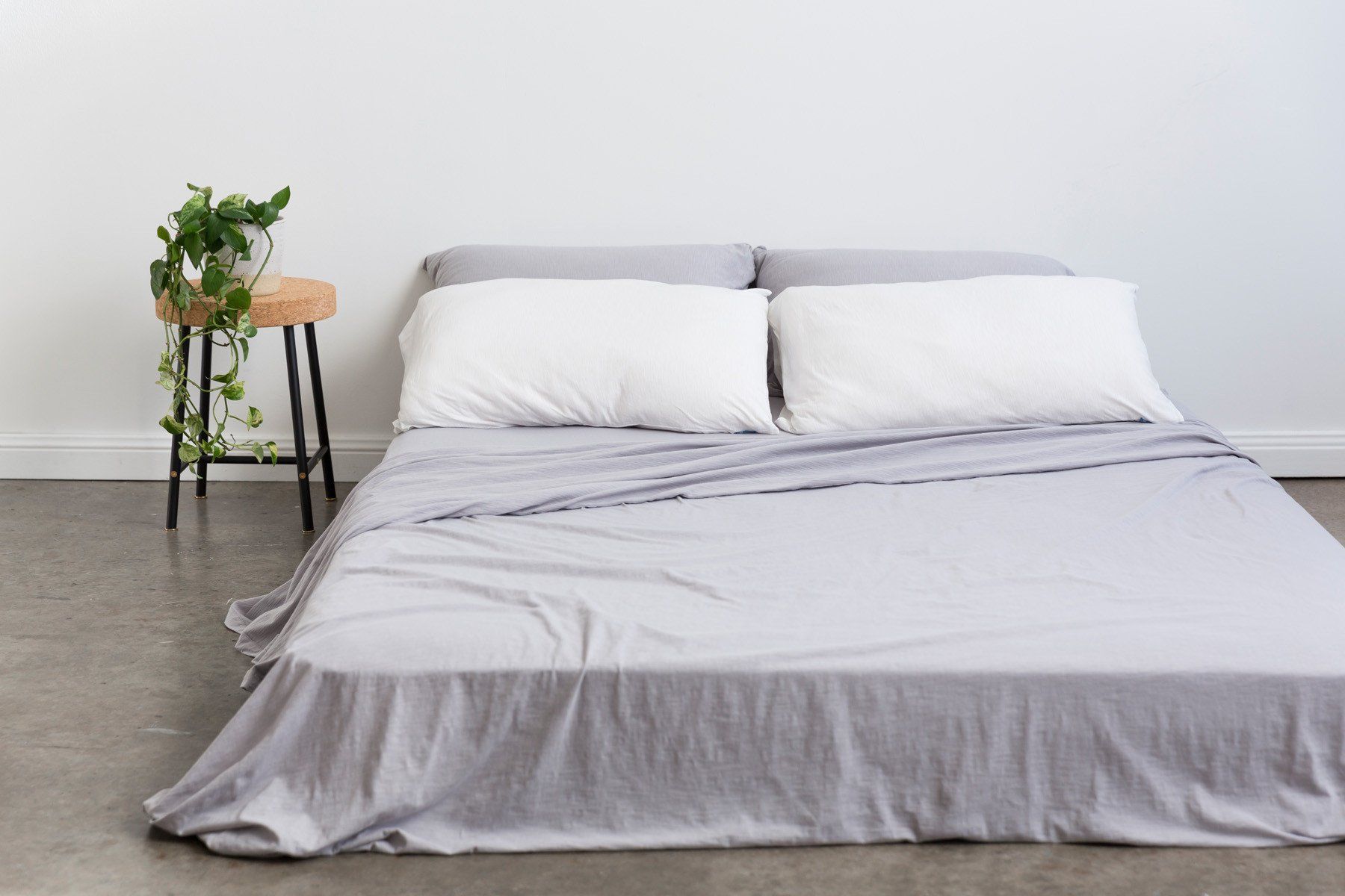 Flat Sheets vs Fitted Sheets – What’s the Difference?