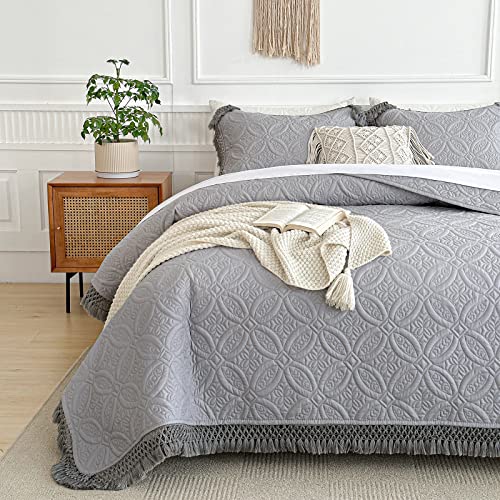 Gray Tassels Quilt Set 3 Pieces: Soft Microfiber Lightweight Bedspread