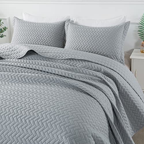 Grey Queen Quilt Bedding Set