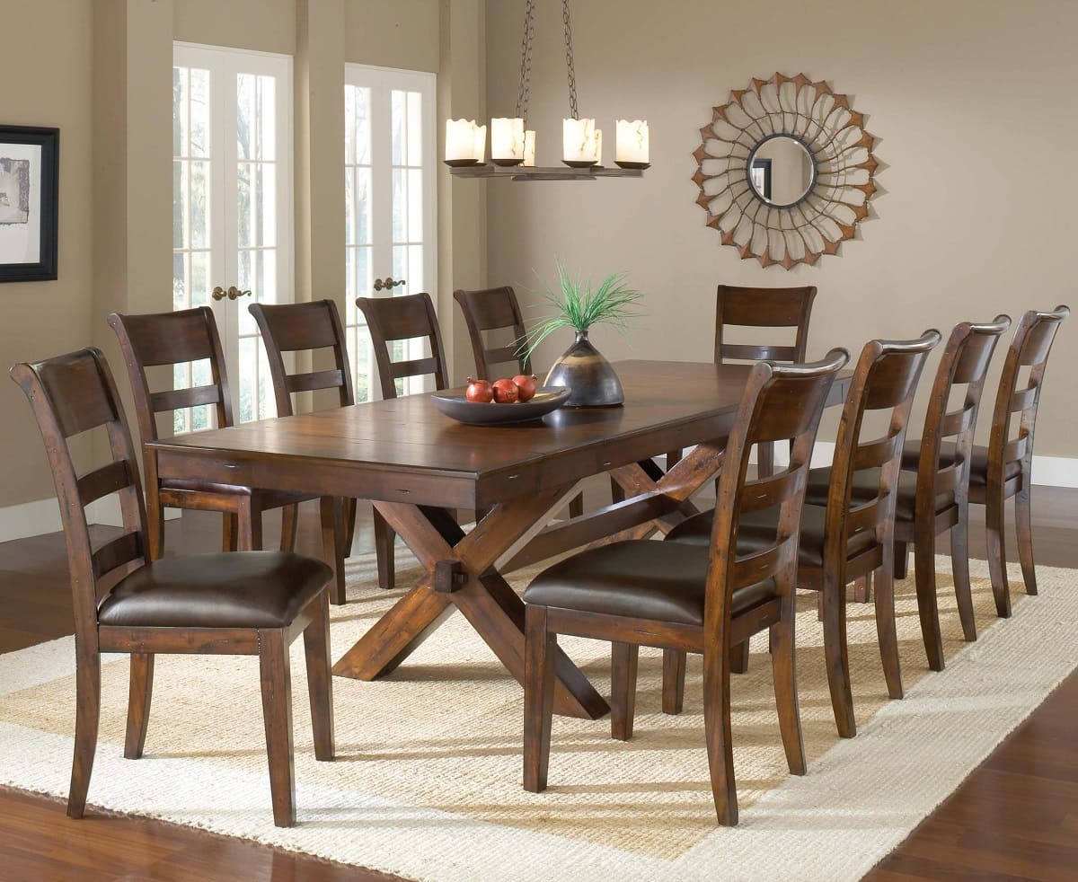 How Big Is A Dining Room Table That Seats 10?