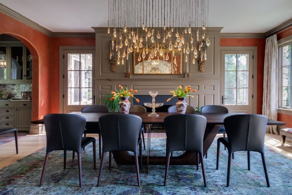 How Can You Select The Right Chandelier For Your Dining Room?