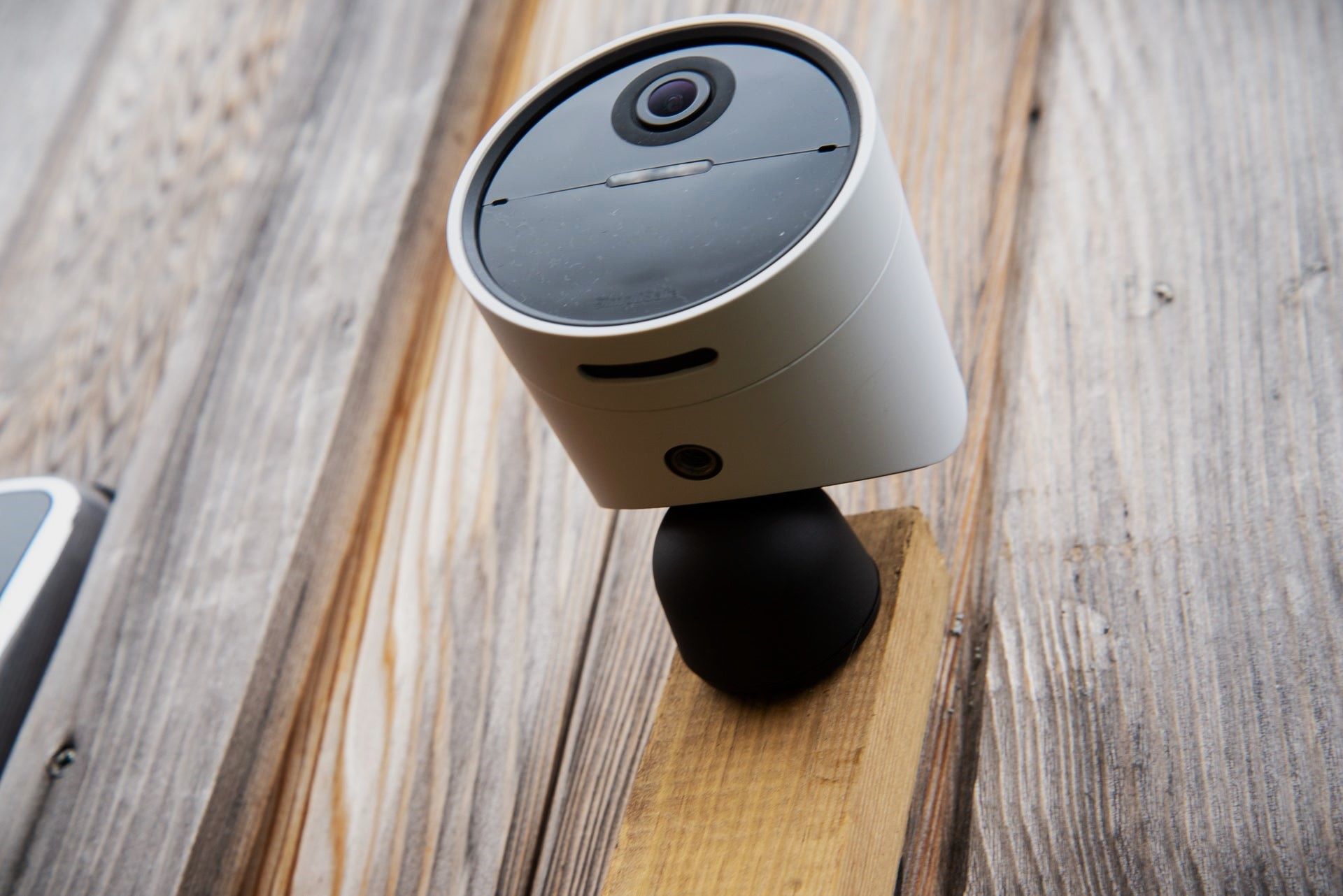 How Do I Charge My SimpliSafe Outdoor Camera
