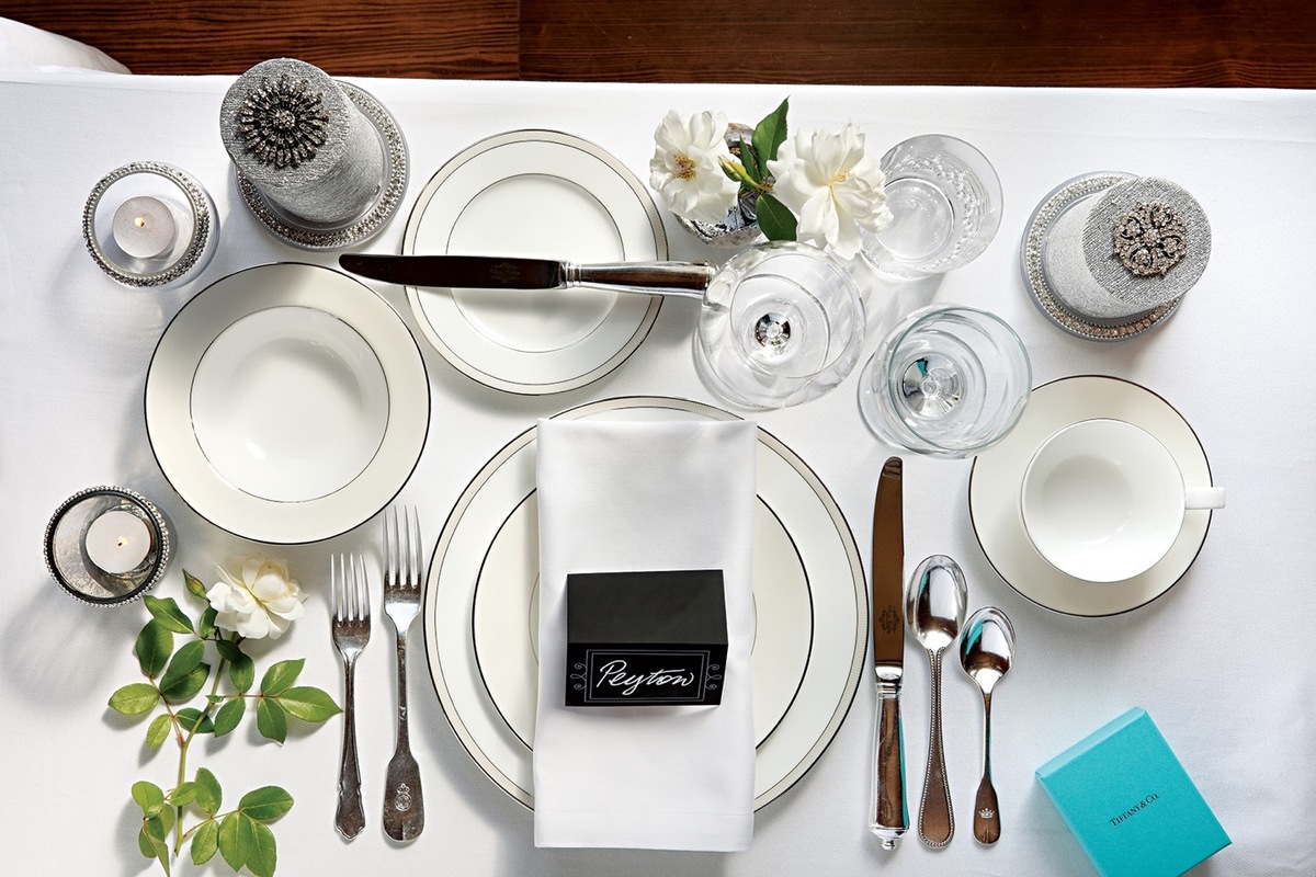 How Many Pieces Of Dinnerware May Be Included In One Person’s Formal Meal Setting?
