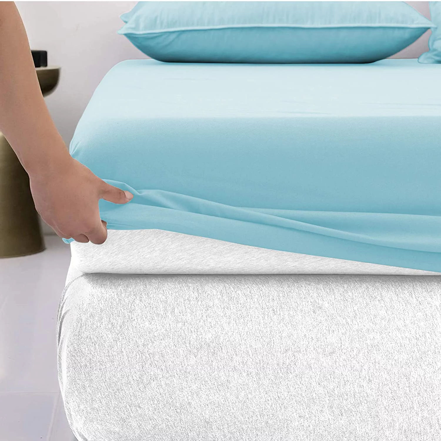 MR&HM Satin Fitted Sheet Queen Size, Silky Bottom Sheet with Elastic Corner  Straps, Deep Pocket up to 15 Inch, No More Slipping Off for Mattress - 1