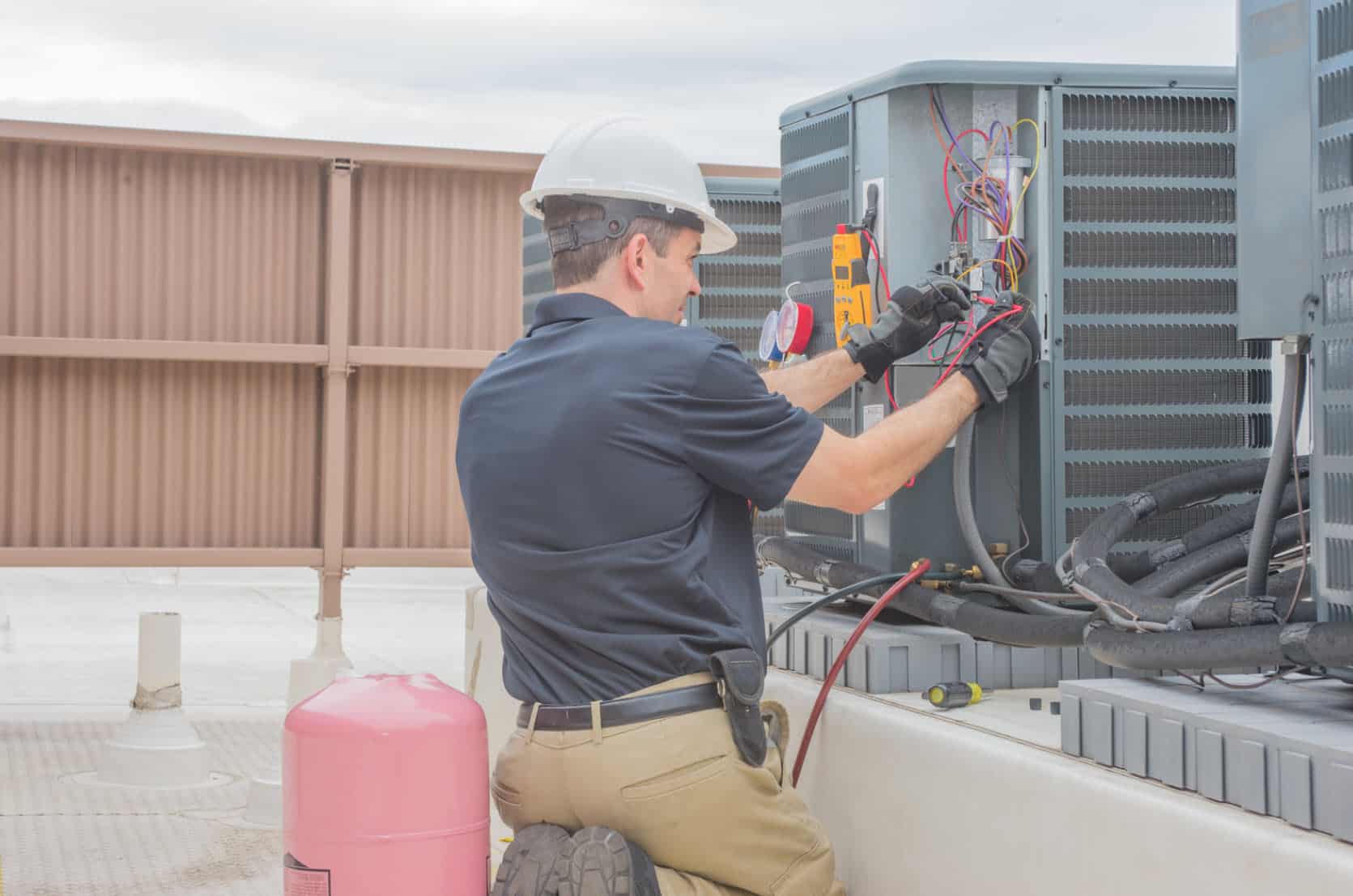 How Much Do Heating And Air Conditioning Technicians Earn?