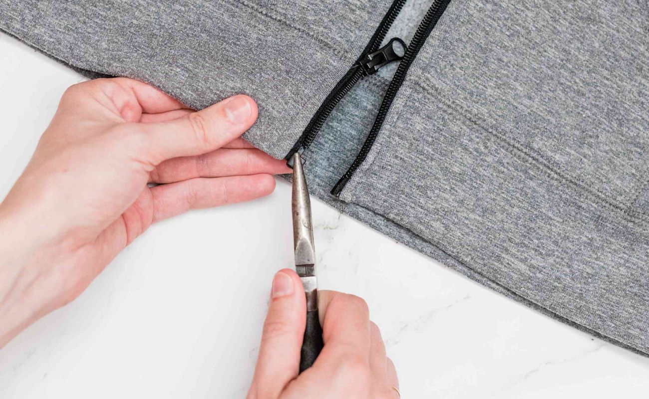 How Much Does Zipper Repair Cost