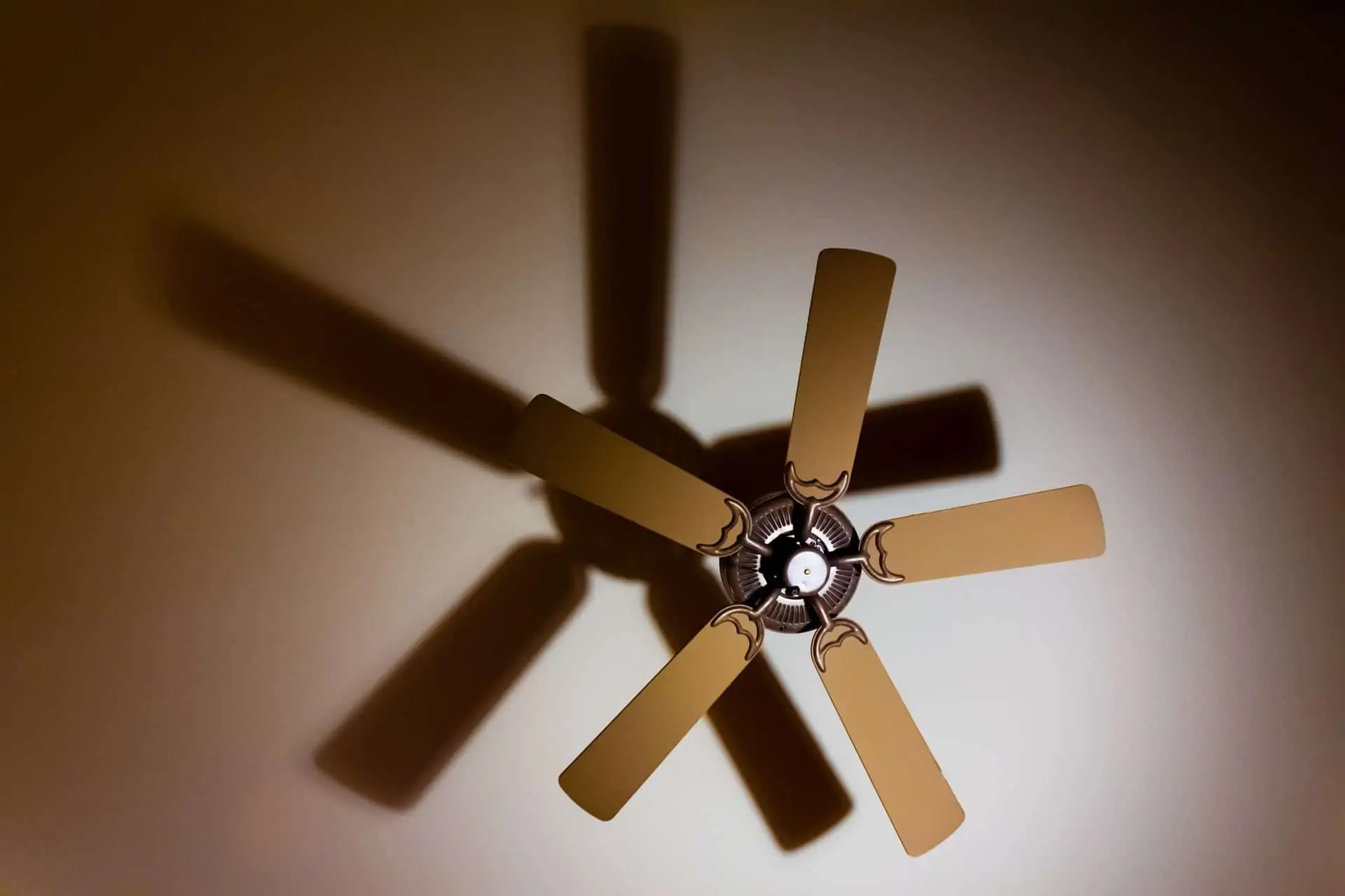 How Much Electricity Does A Fan Use Compared To Air Conditioning?