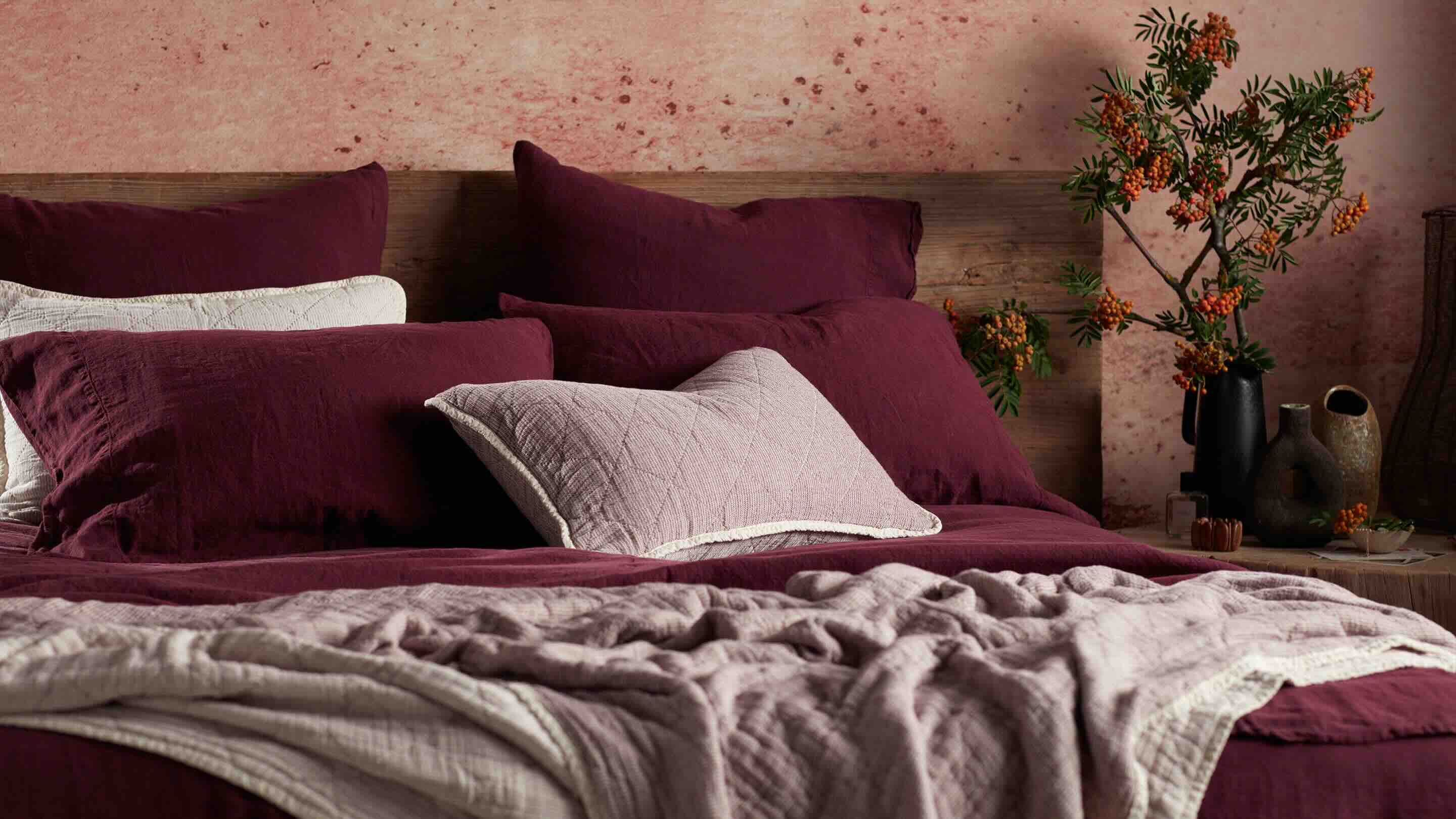 How To Choose The Right Color For Your Duvet Cover