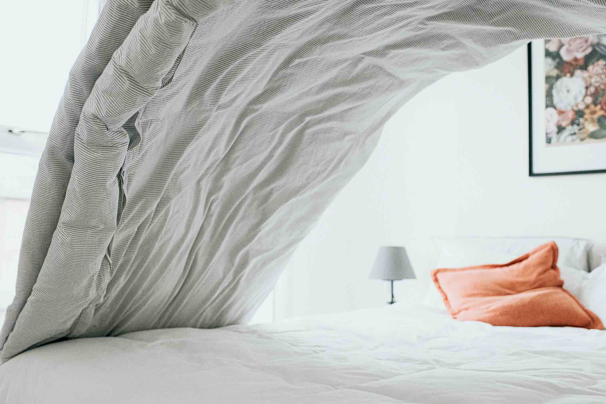 How To Clean A Duvet Without A Washing Machine