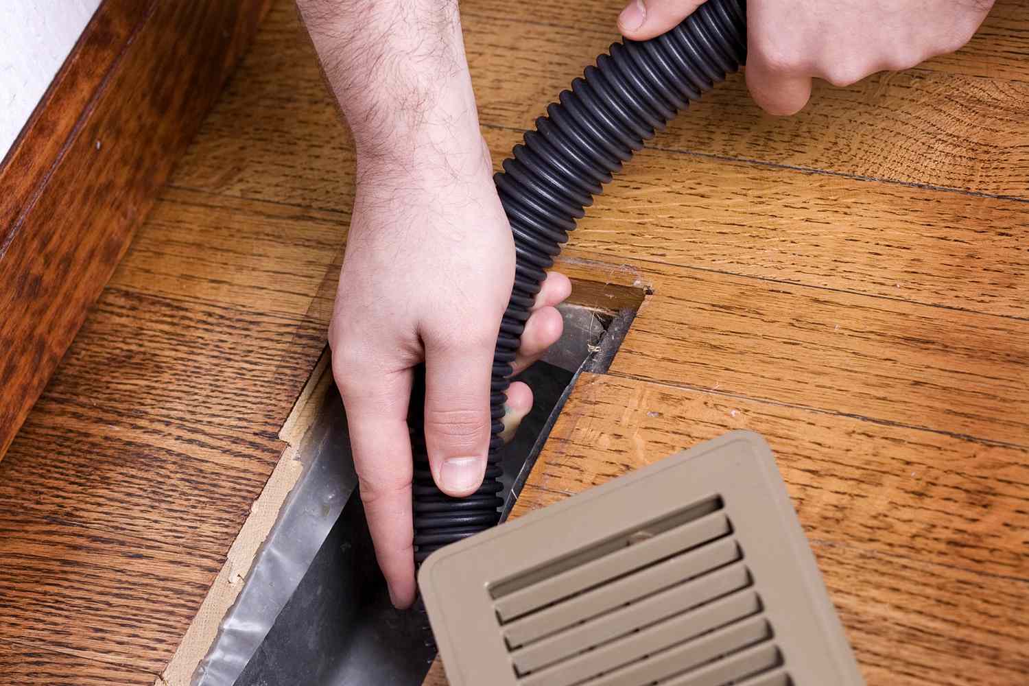 How To Clean Air Conditioner Vents In A House