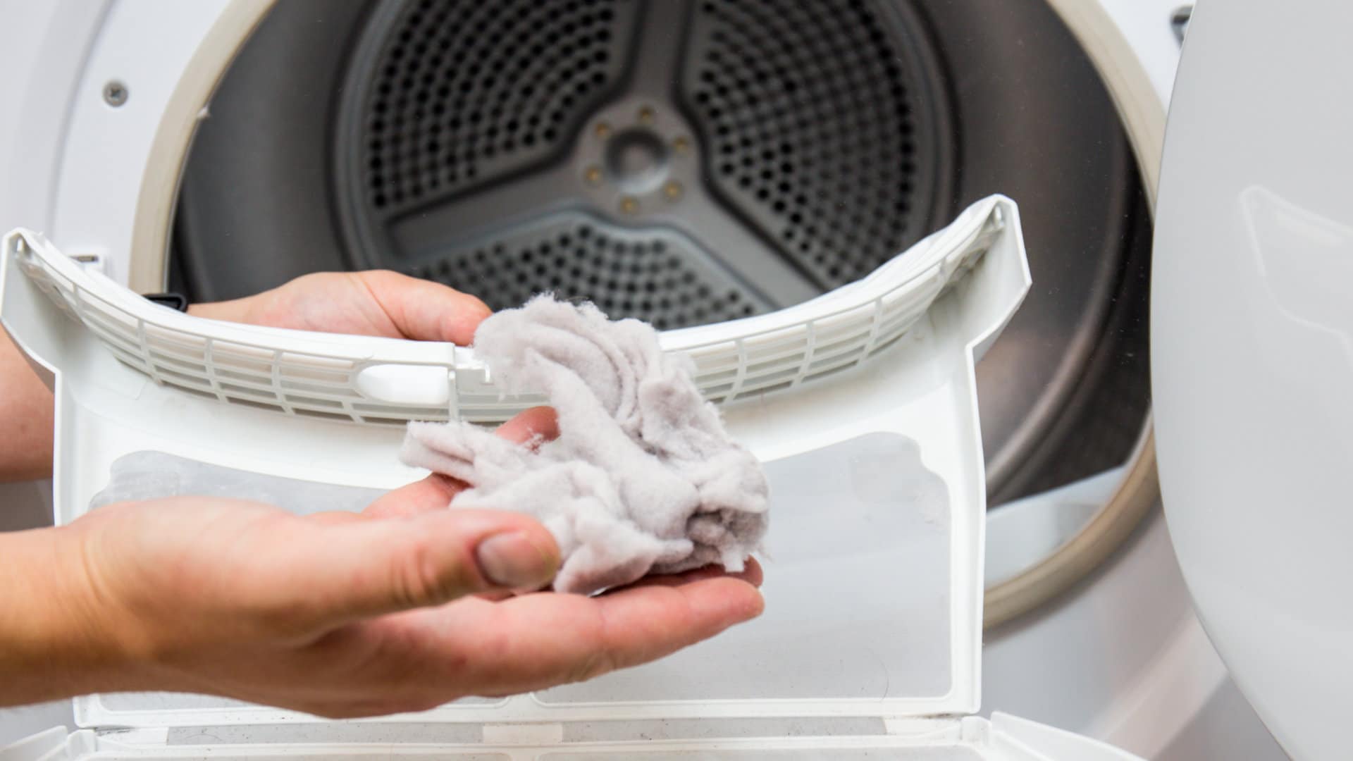 How To Clean An LG Dryer Vent