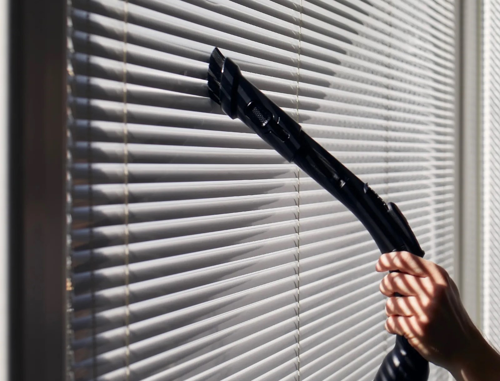 How To Clean Mini Blinds