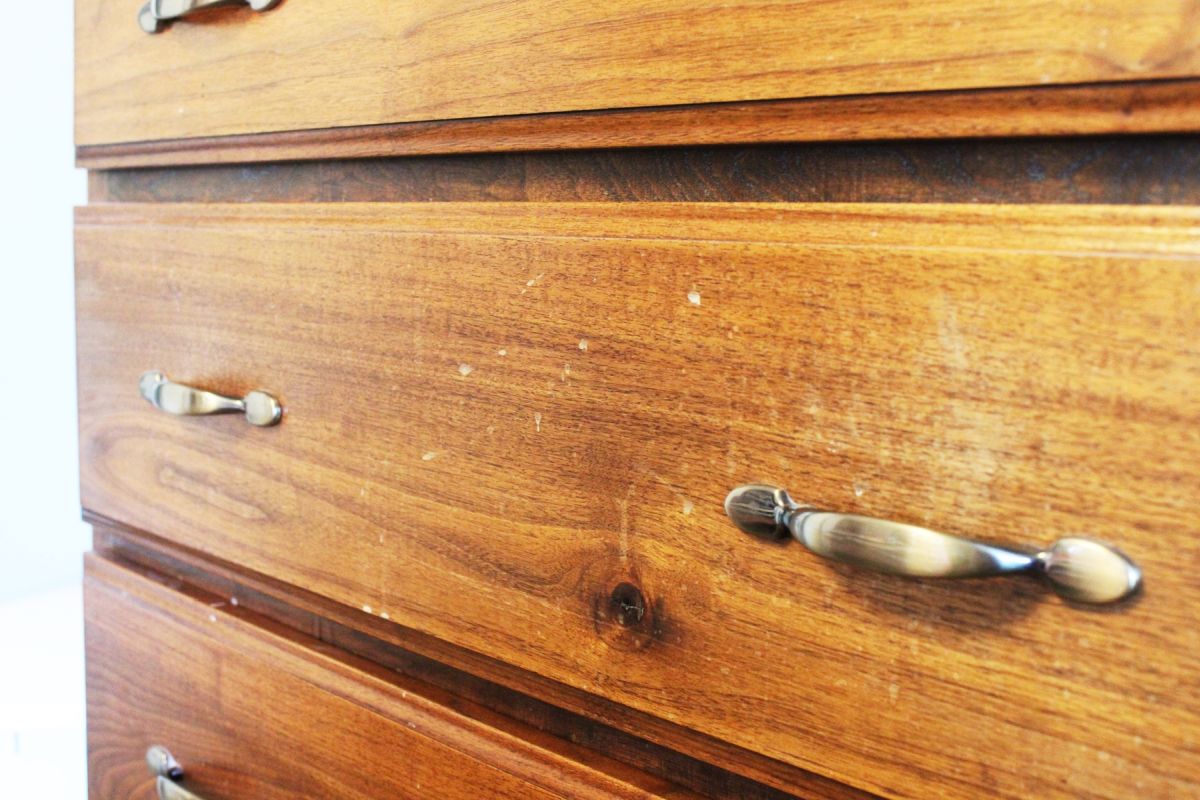 How To Clean Wooden Dresser Drawers