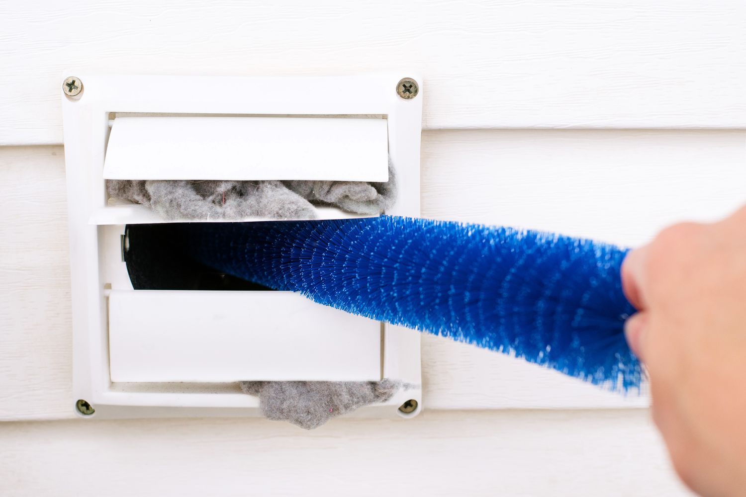 How To Clean Your Dryer Vent Outside