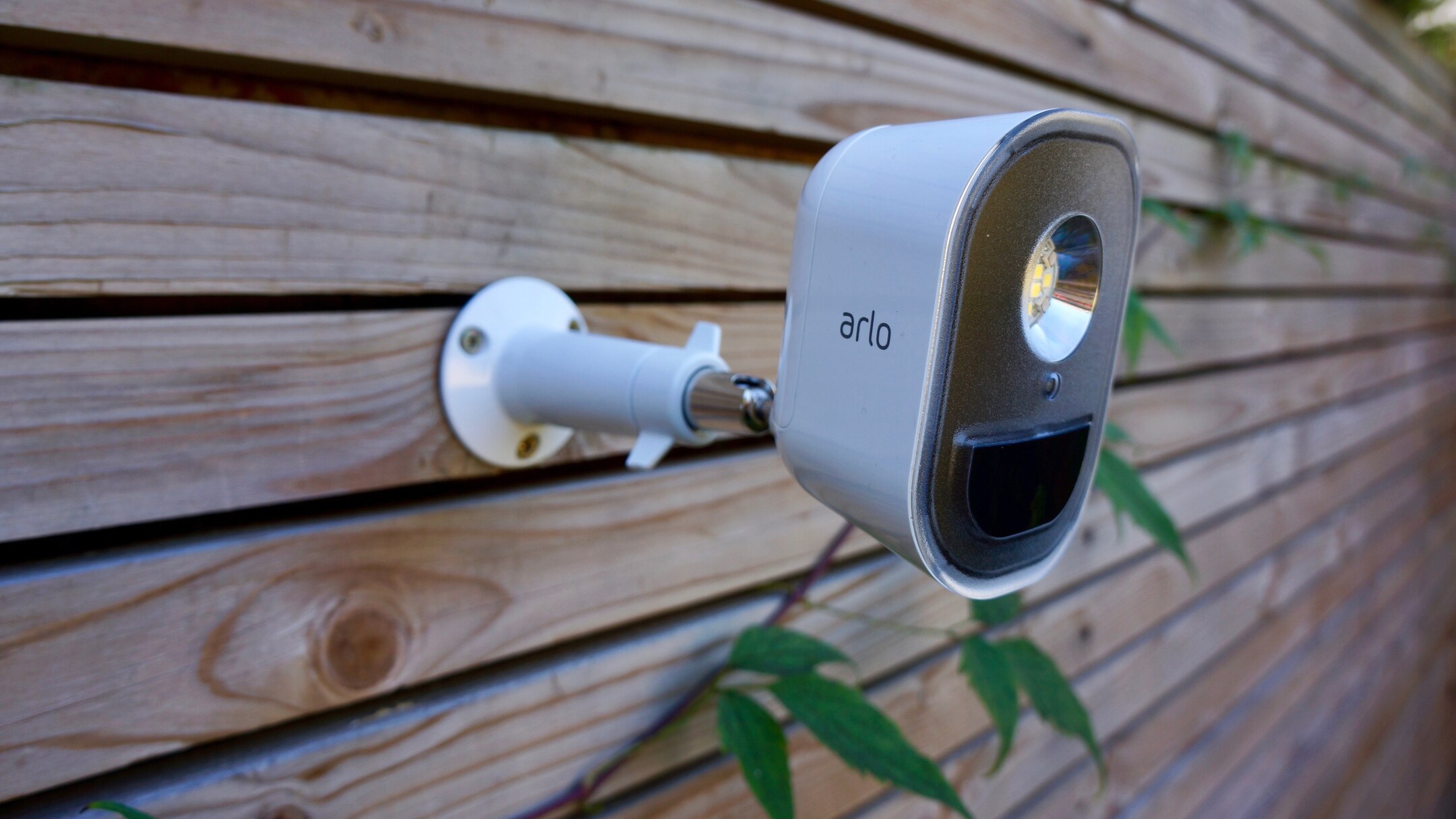 How To Configure Motion Detector Lights To Trigger Arlo Recording