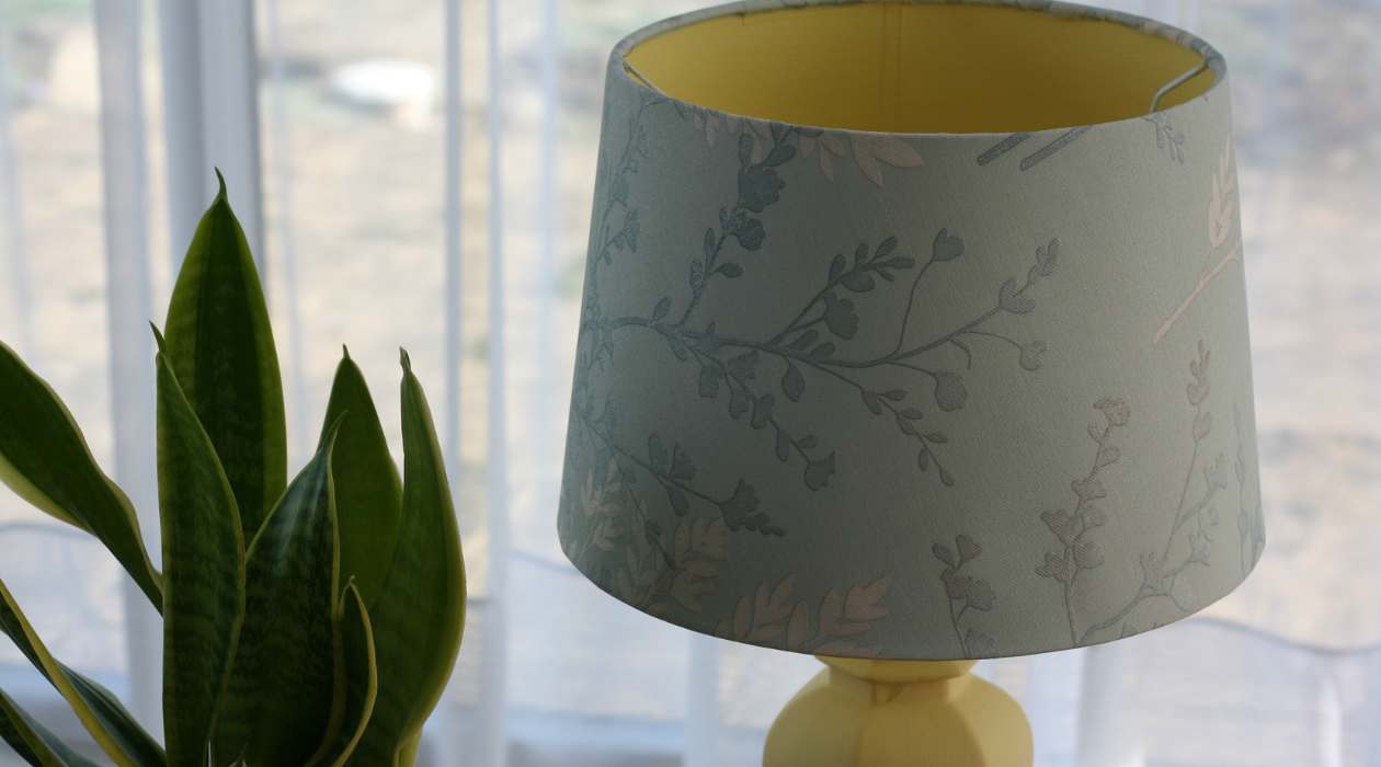 How To Cover A Lamp Shade