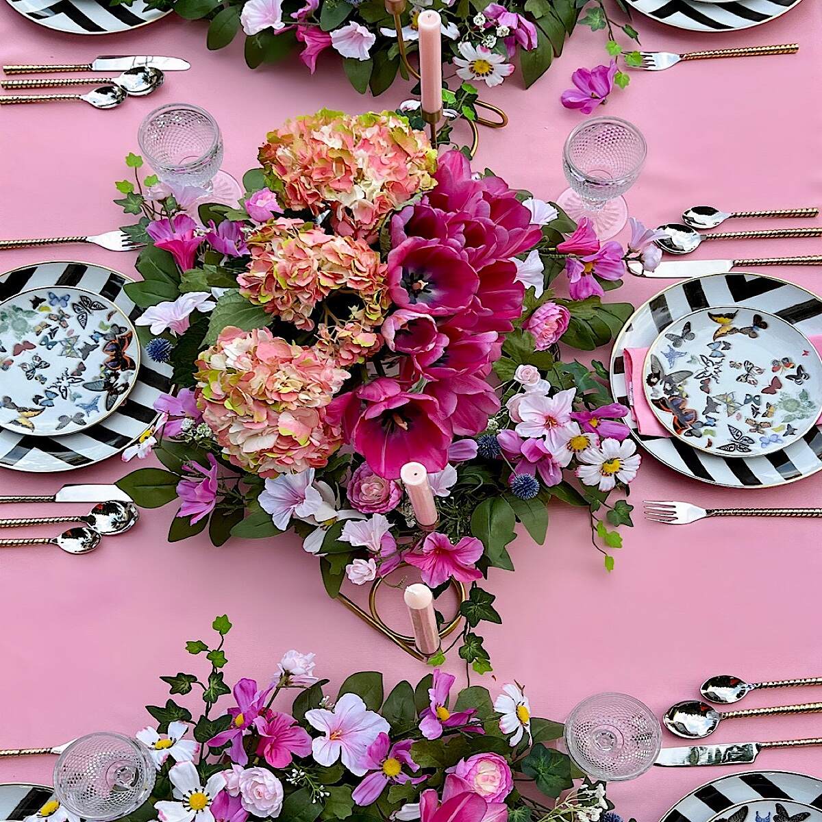 How To Create A Pink Table Centerpiece